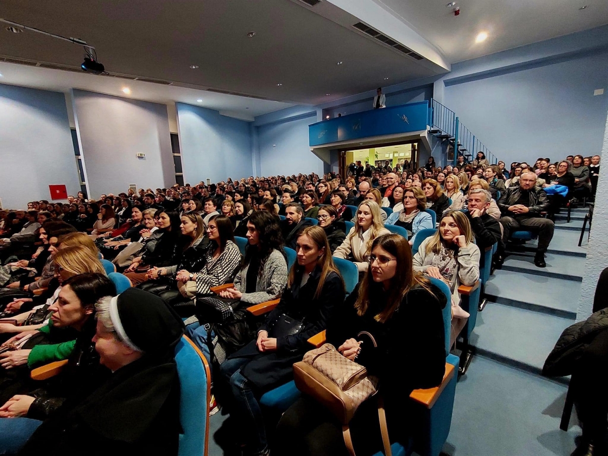 Otvorenje godišnjeg susreta trajne formacije djelatnika katoličkih škola u Šibeniku