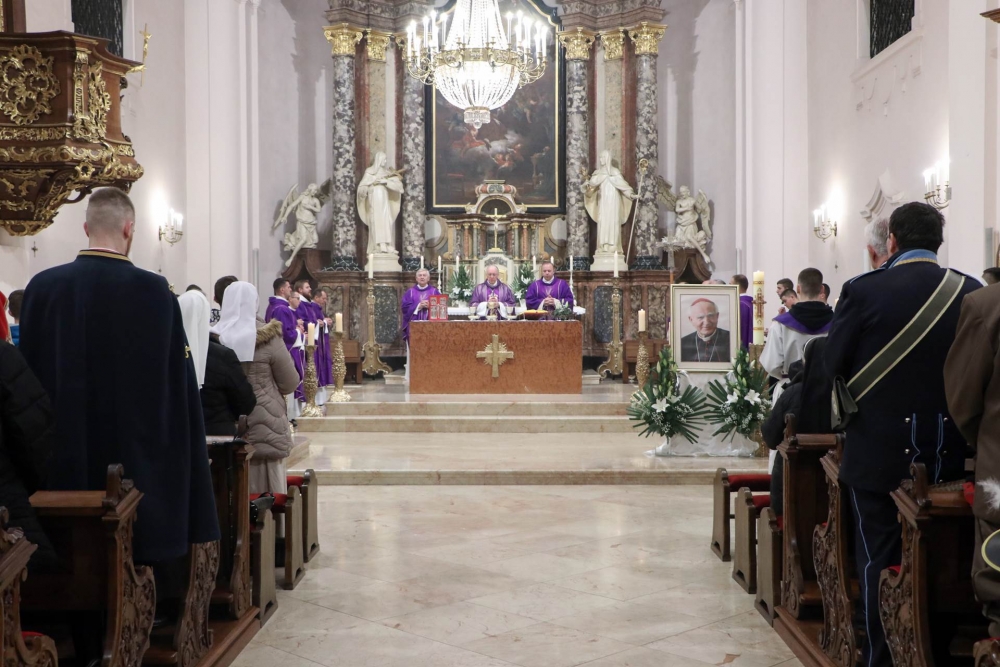 Obilježena 21. obljetnica smrti kardinala Franje Kuharića u Požegi