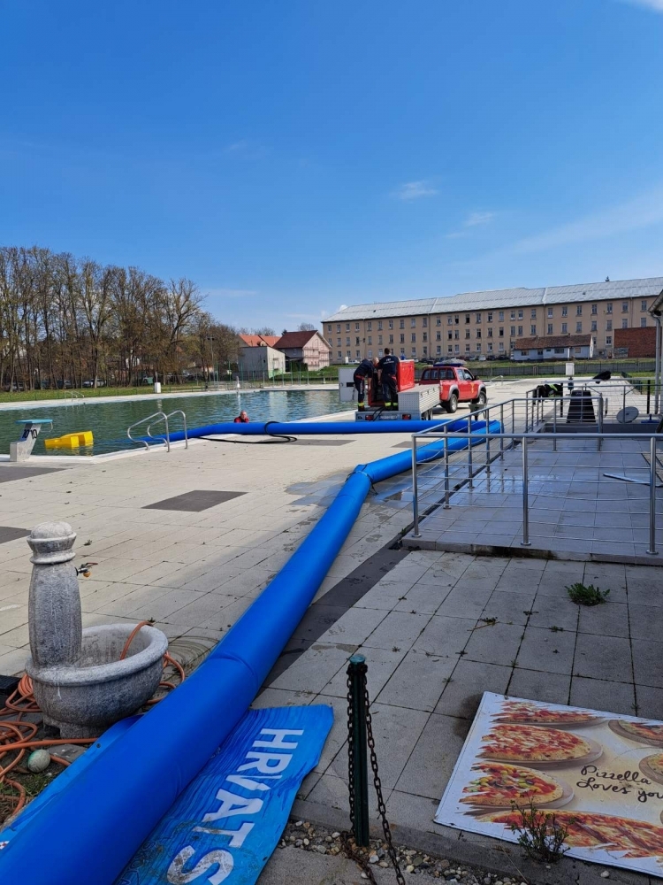 Počelo uređenje Gradskih bazena Požega za novu sezonu kupanja