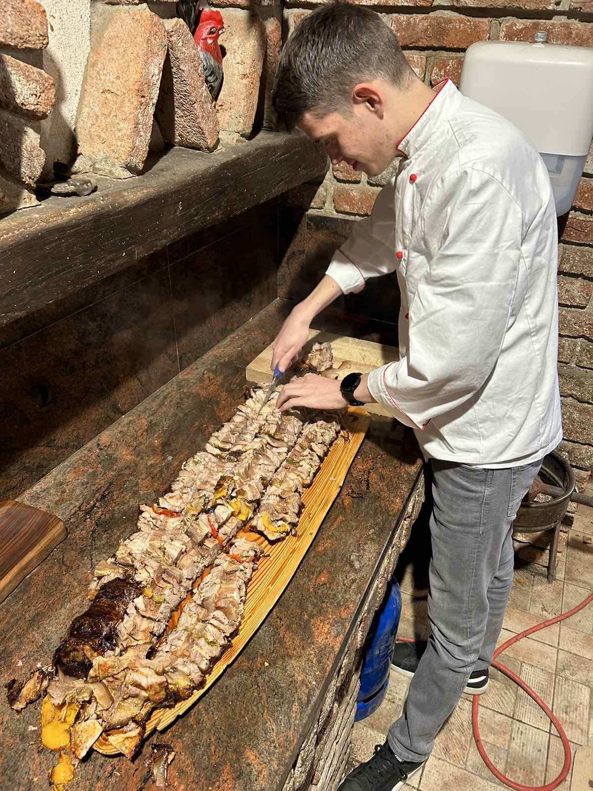 Regionalne hrvatske kuhinje- studenti Enogastronomije u nastavnoj bazi Zlatni lug