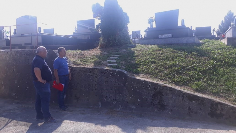 Počela izgradnja parkirališta kod groblja; uređenje staza na groblju