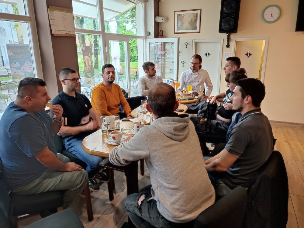 Alumni ’FTRR’ druženjem obilježio ’Tjedan karijera Sveučilišta u Osijeku’