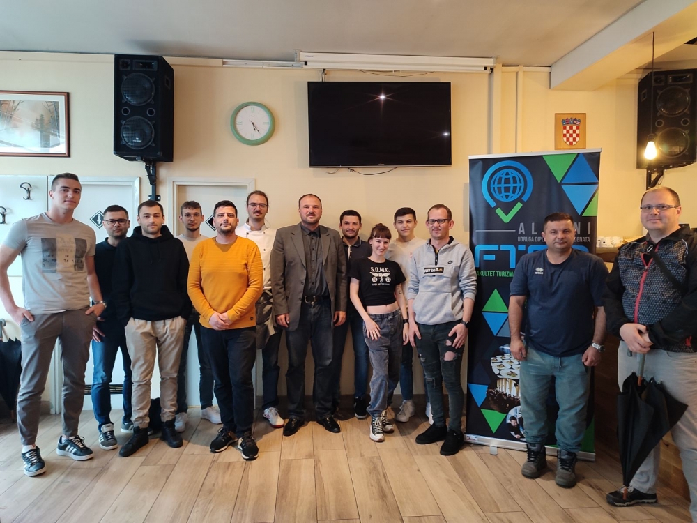 Alumni ’FTRR’ druženjem obilježio ’Tjedan karijera Sveučilišta u Osijeku’