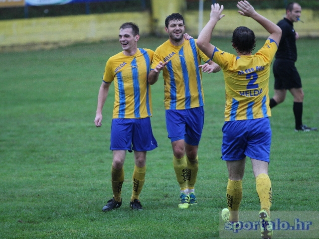 Požega potučena do nogu Buku