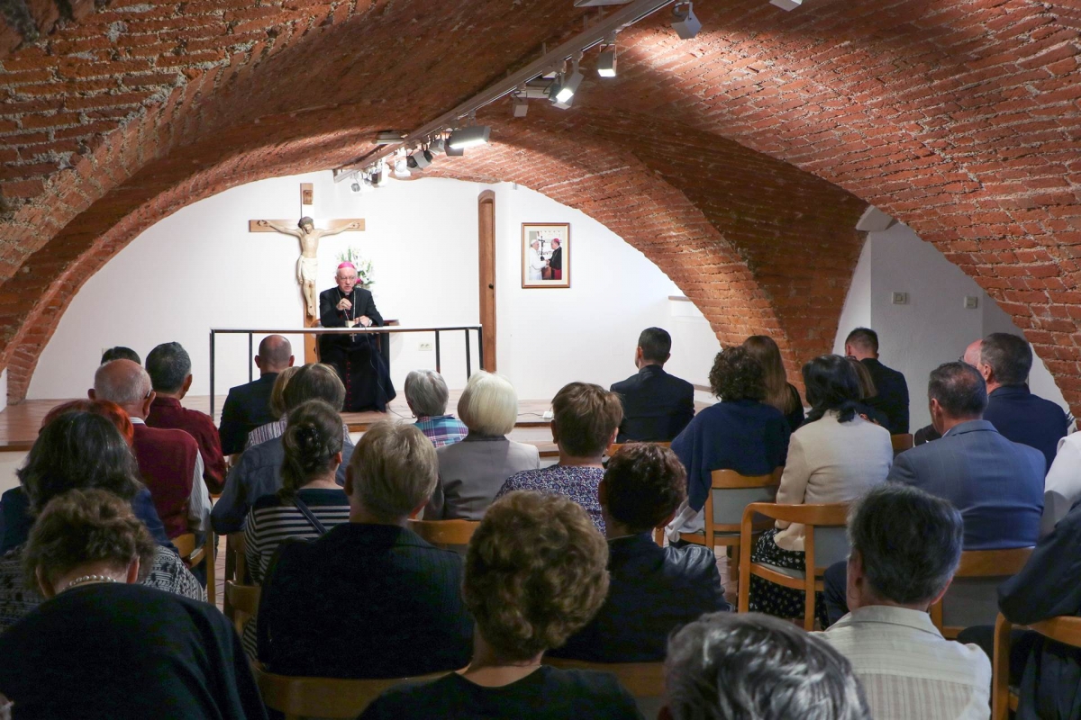 Održan duhovni susret pastoralnih povjerenstava, voditelja udruga i molitvenih zajednica u Požegi