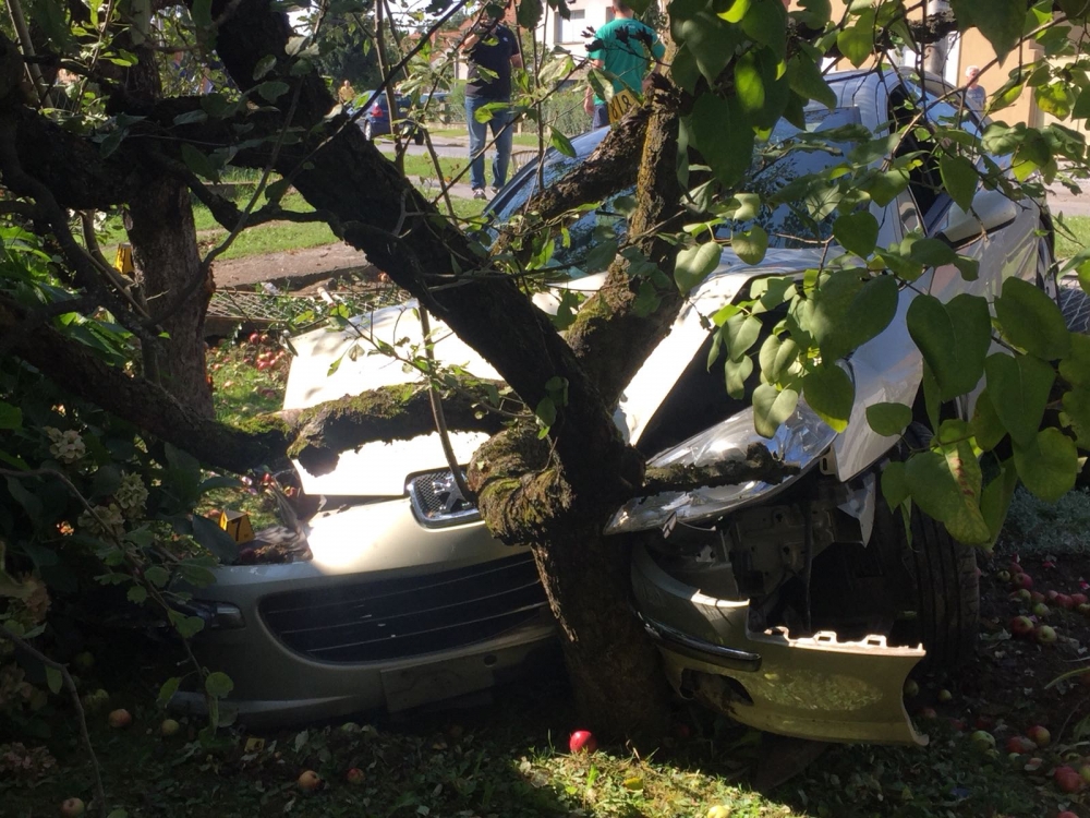 Prometna nesreća u Frankopanskoj, jedna osoba prevezena u bolnicu