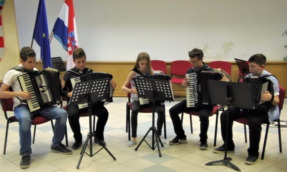 Osnovna glazbena škola: Za početak nastave glazbeni program