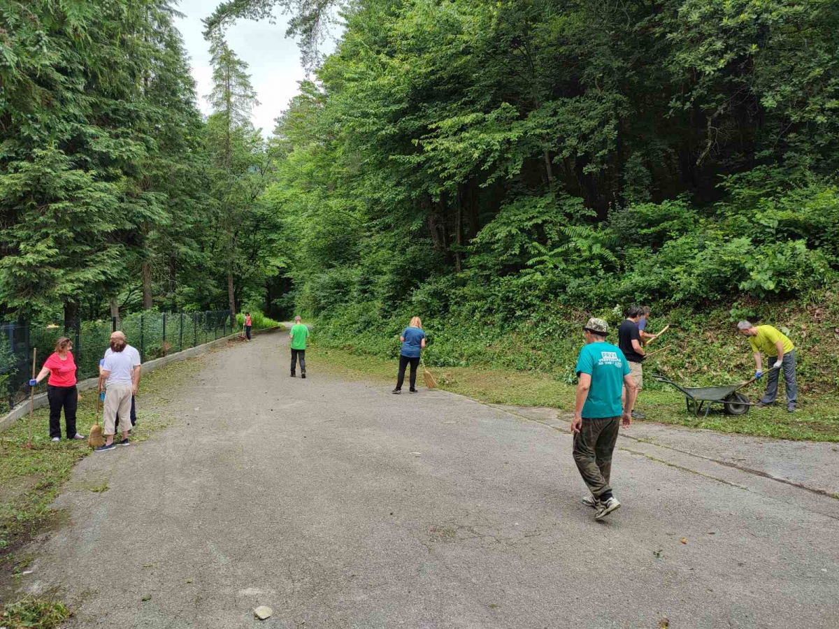 Radna akcija vrijednih članova HPD ’Sokolovac’ za kraj planinarske sezone