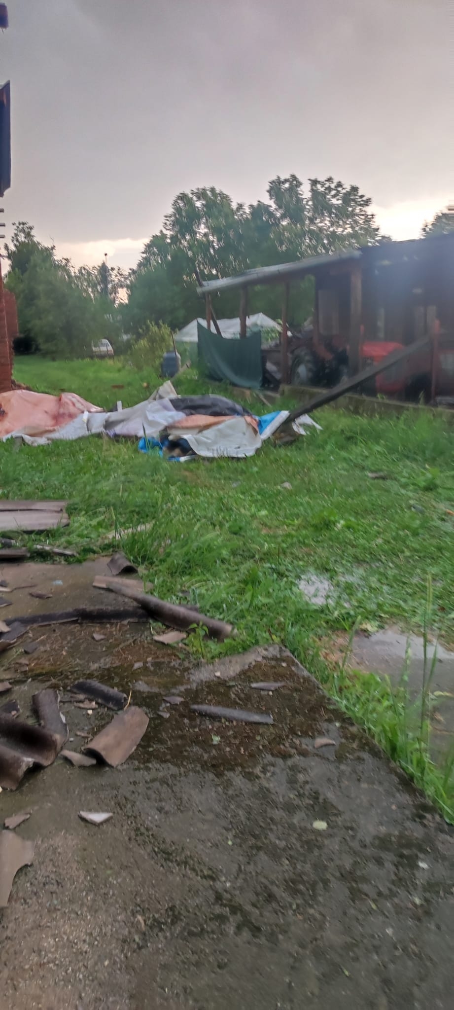 Pleternica i okolica teško stradali u nevremenu, prizori su apokaliptični