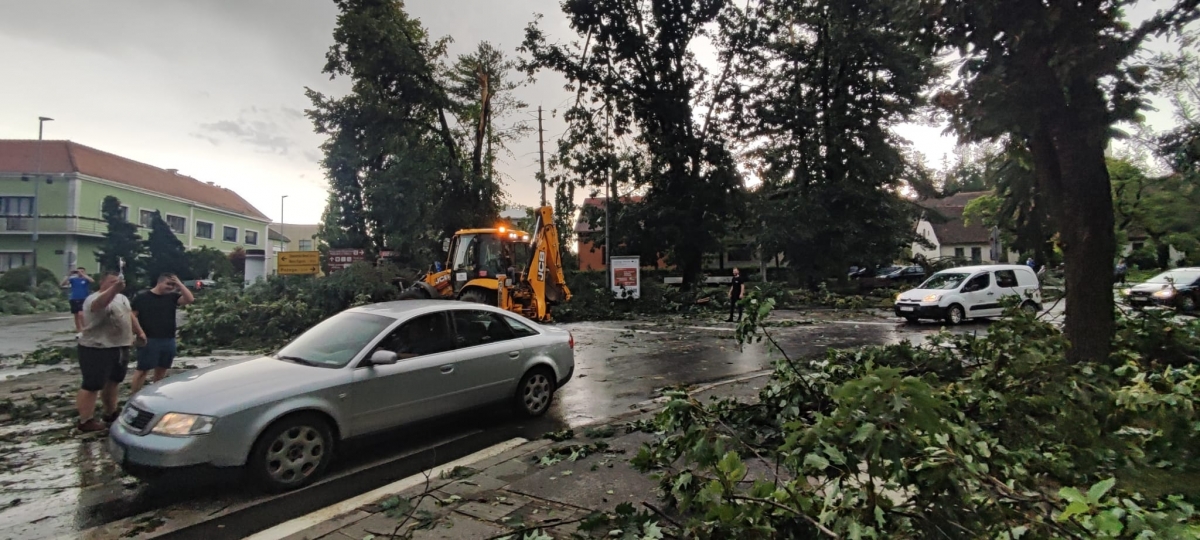 Pleternica i okolica teško stradali u nevremenu, prizori su apokaliptični