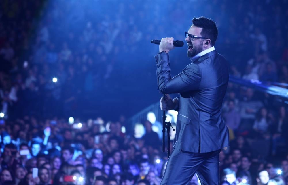 Večeras veliki koncert Petra Graše na Trgu sv. Trojstva