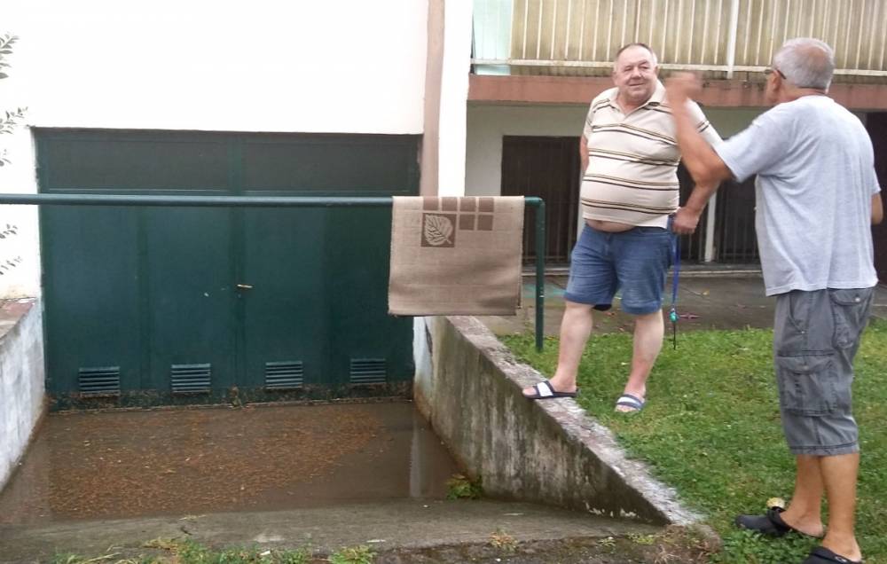 Muke stanara nebodera u Babinom viru: ʼNakon svake kiše voda iz kanalizacije prodire u stanoveʼ