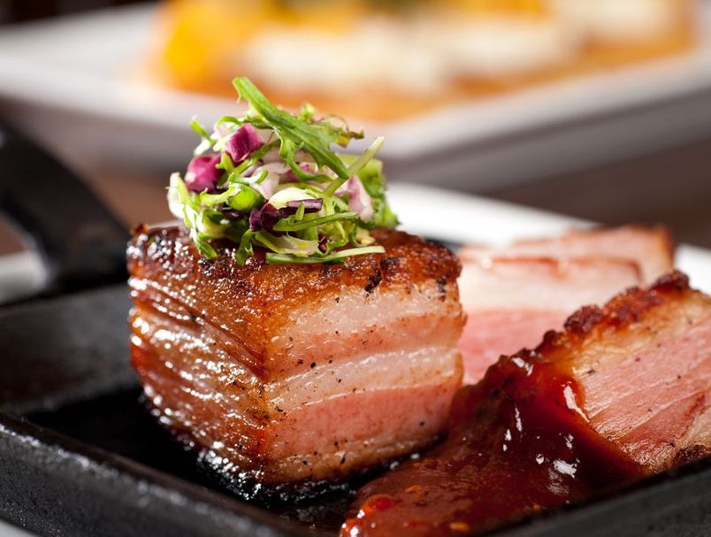 Carski ručak: Recept za svinjsku bajaderu s neodoljivo hrskavom koricom