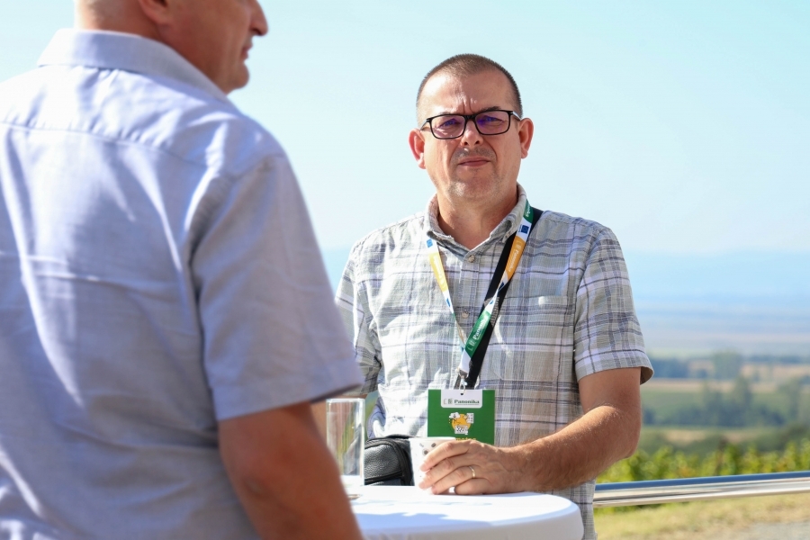 Benefiti razvoja moderne poljoprivredne proizvodnje na znanstveno-stručnom skupu „Pametna poljoprivreda„