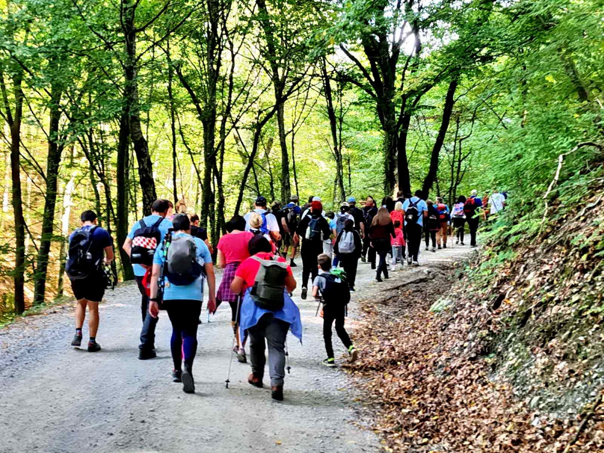 HPD Gojzerica Požega: Izlet za slijepe i slabovidne osobe „Pruži mi ruku“