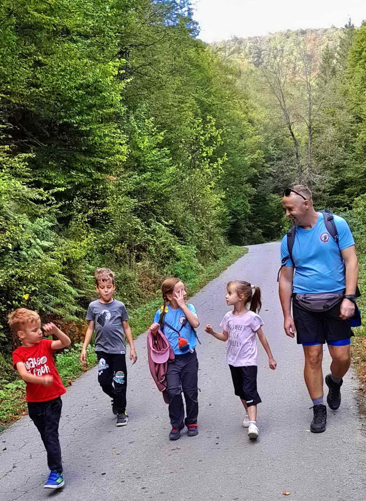 HPD Gojzerica Požega: Izlet za slijepe i slabovidne osobe „Pruži mi ruku“