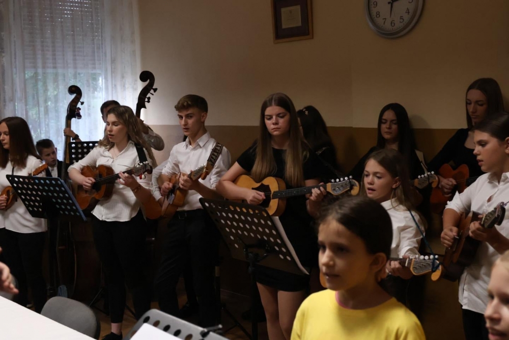 DVD KAPTOL: Proslava 130 godina neprekidnog rada