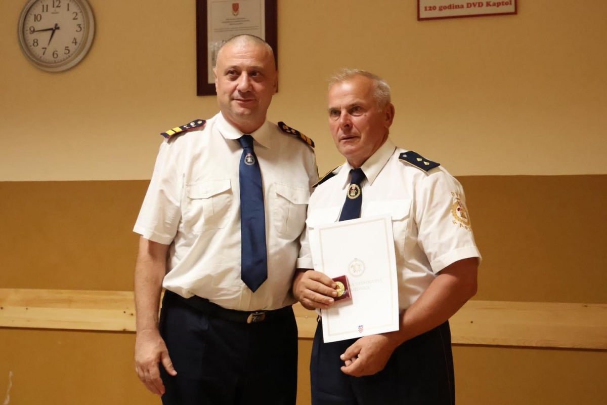 DVD KAPTOL: Proslava 130 godina neprekidnog rada