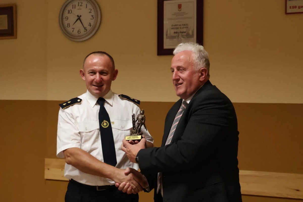 DVD KAPTOL: Proslava 130 godina neprekidnog rada