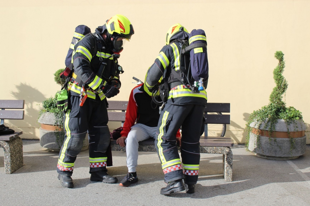 Vježba evakuacije i spašavanja u slučaju požara u požeškoj osnovnoj školi