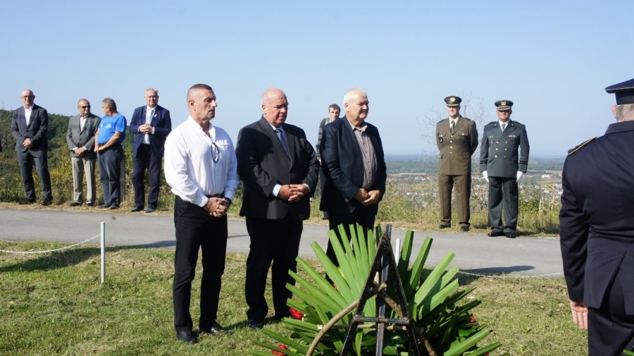 PAKRAČKI VINOGRADI: Obilježena 32. godišnjica stradavanja civila