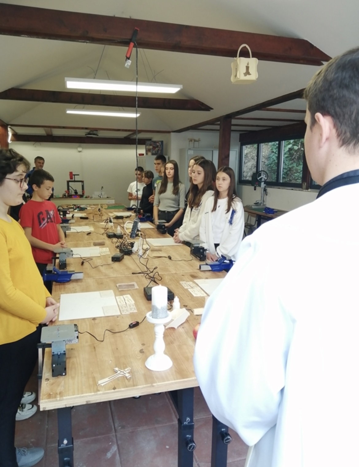 Katolička osnovna škola otvorila novu učionicu bez zidova