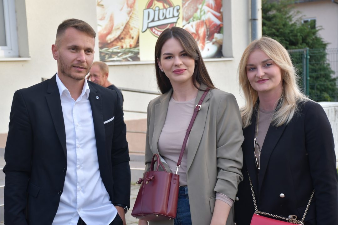 FOTO: Berbom vinograda na Trgu graševine vinari obilježili završetak berbe grožđa