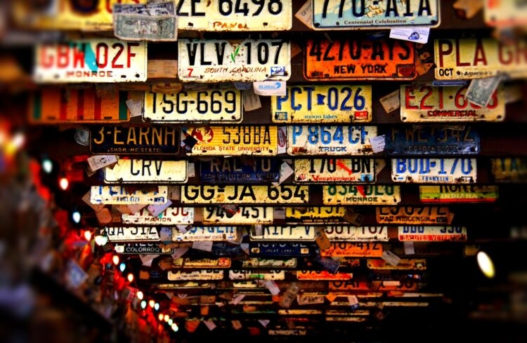 Koliko koštaju registarske pločice po izboru i što nije dozvoljeno?