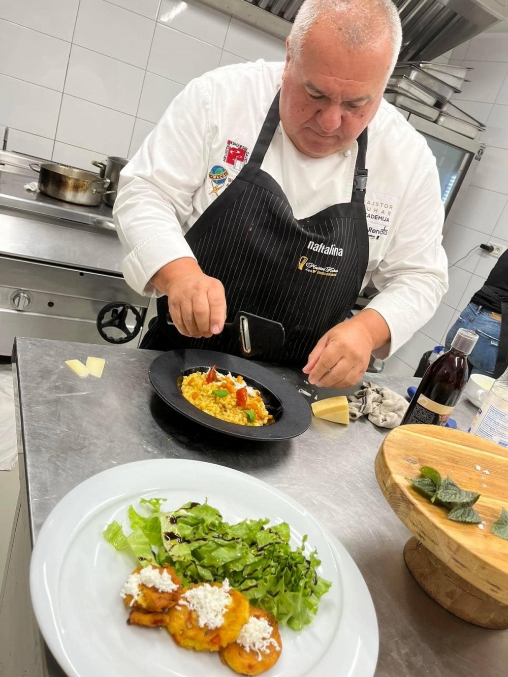 Vrhunska vina, kanapei i carpaccio na slavonski način! Zlatna Slavonija spremna za gurmanski iskorak!