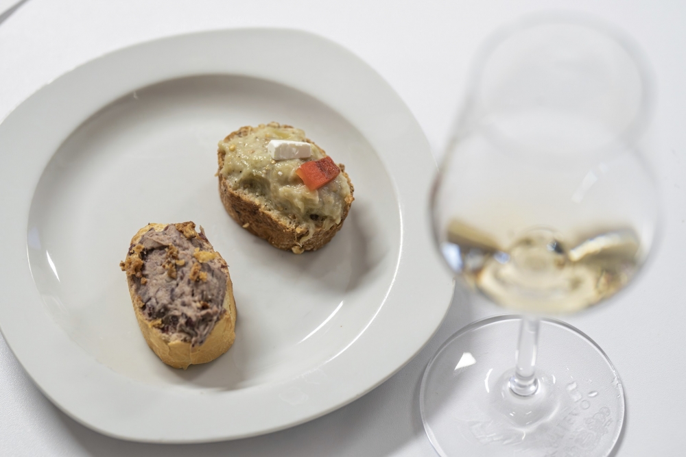 Vrhunska vina, kanapei i carpaccio na slavonski način! Zlatna Slavonija spremna za gurmanski iskorak!