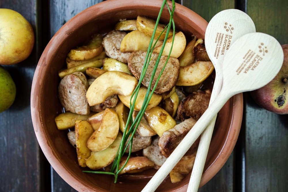 Vrhunska vina, kanapei i carpaccio na slavonski način! Zlatna Slavonija spremna za gurmanski iskorak!