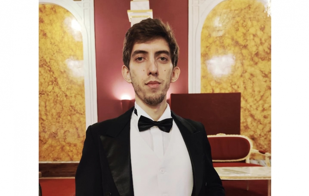 Požežanin Blaž Galojlić u glavnoj ulozi Figara u osječkom Hrvatskom narodnom kazalištu