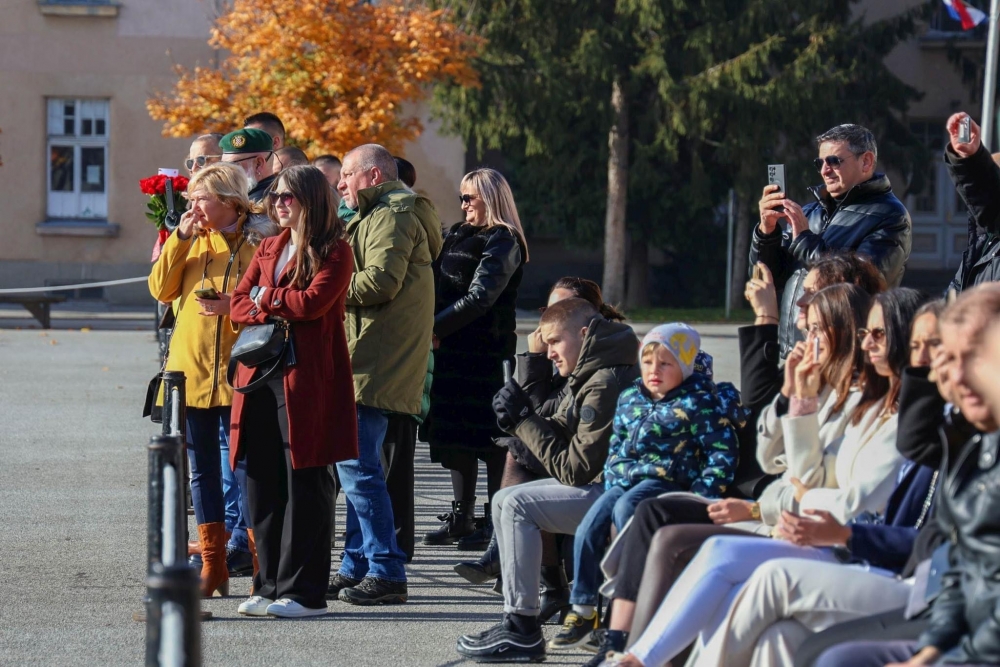 Svečana promocija prvog naraštaja Izobrazbe za prvu dočasničku dužnost: „Danas prestajete biti vođeni i postajete vođe“