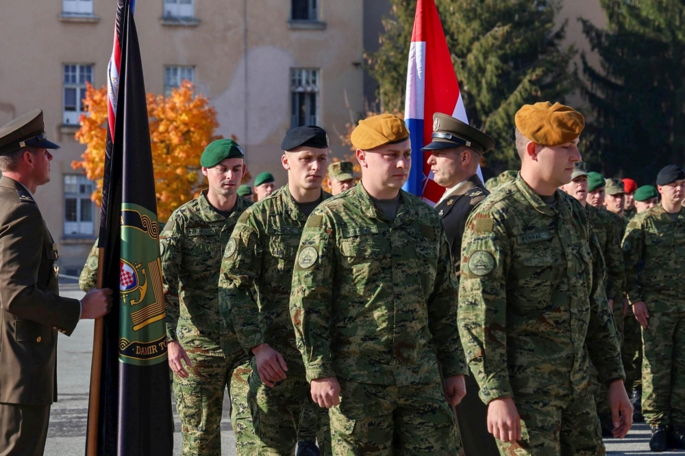 Svečana promocija prvog naraštaja Izobrazbe za prvu dočasničku dužnost: „Danas prestajete biti vođeni i postajete vođe“