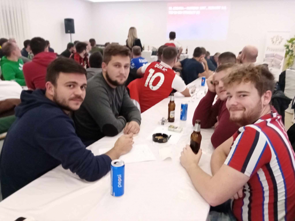 FOTO: Na mega nogometnom kvizu u Zagrađu natjecalo se 26 ekipa, najviše pokazali Osječani