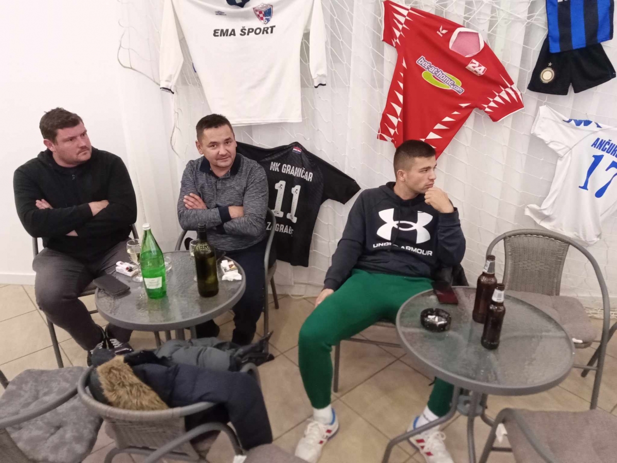 FOTO: Na mega nogometnom kvizu u Zagrađu natjecalo se 26 ekipa, najviše pokazali Osječani