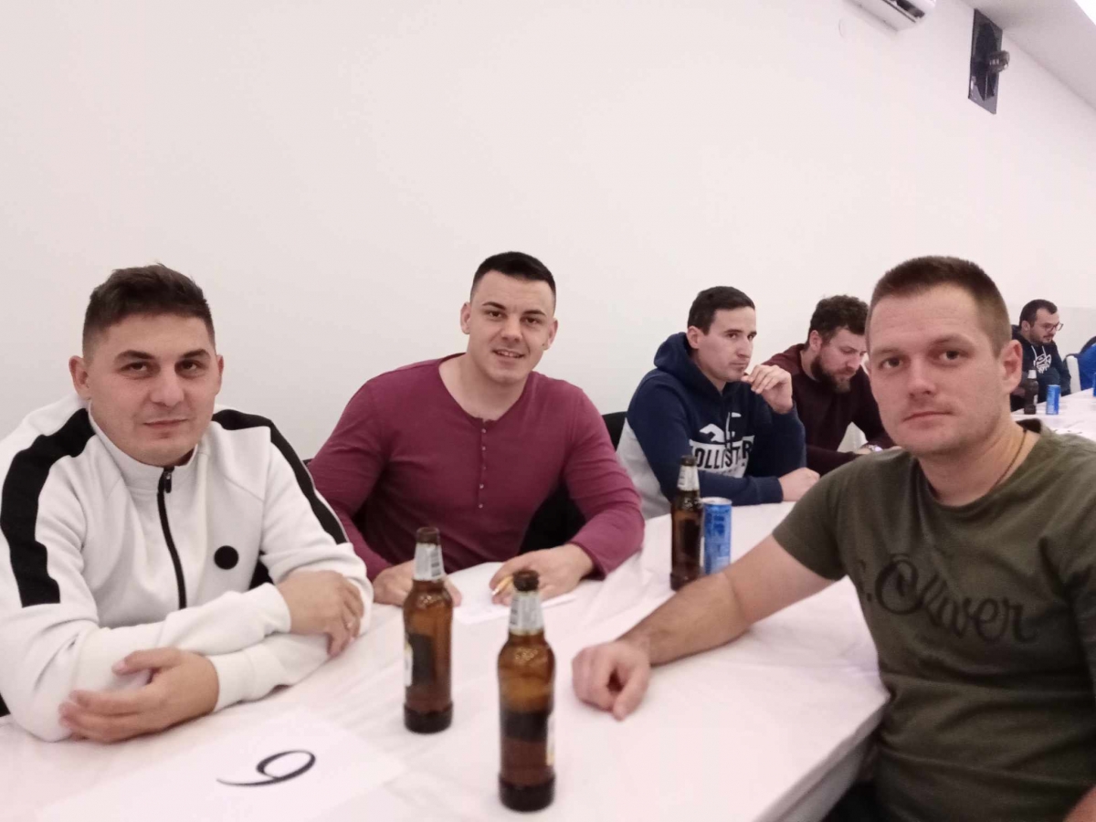 FOTO: Na mega nogometnom kvizu u Zagrađu natjecalo se 26 ekipa, najviše pokazali Osječani