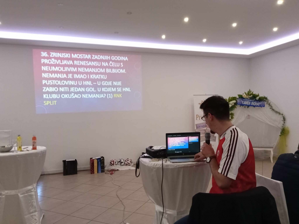 FOTO: Na mega nogometnom kvizu u Zagrađu natjecalo se 26 ekipa, najviše pokazali Osječani