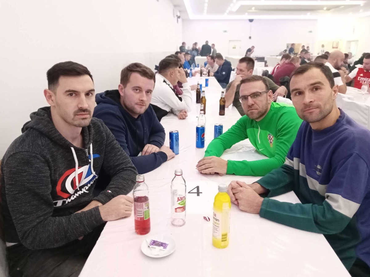 FOTO: Na mega nogometnom kvizu u Zagrađu natjecalo se 26 ekipa, najviše pokazali Osječani