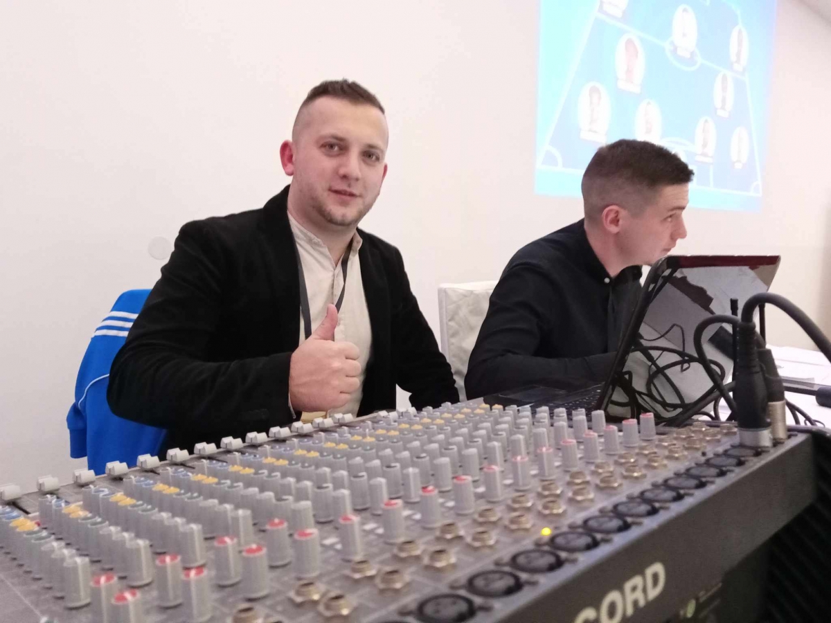 FOTO: Na mega nogometnom kvizu u Zagrađu natjecalo se 26 ekipa, najviše pokazali Osječani