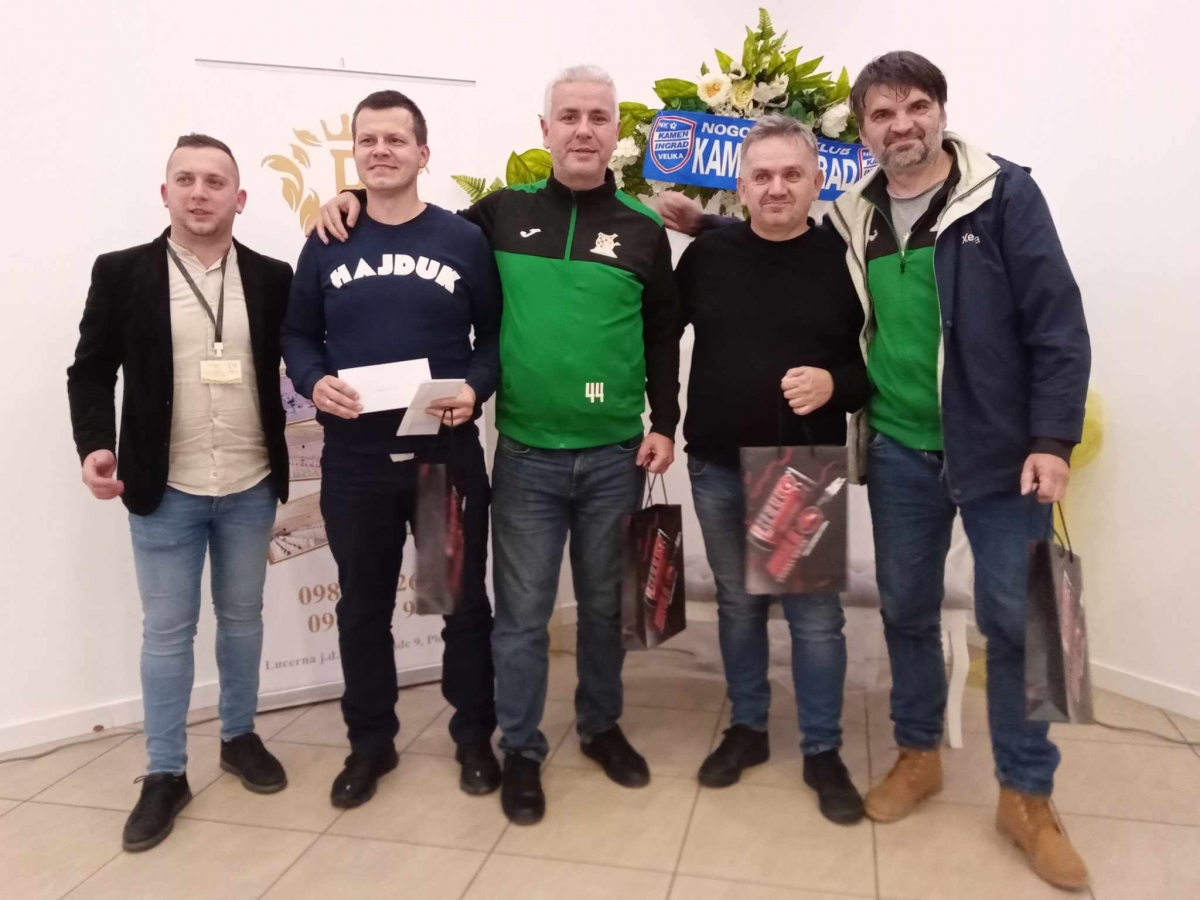 FOTO: Na mega nogometnom kvizu u Zagrađu natjecalo se 26 ekipa, najviše pokazali Osječani