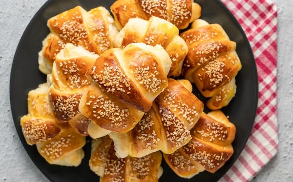 Recept za fantastične kiflice s premazom koji ih čini rumenima i tako slasnima