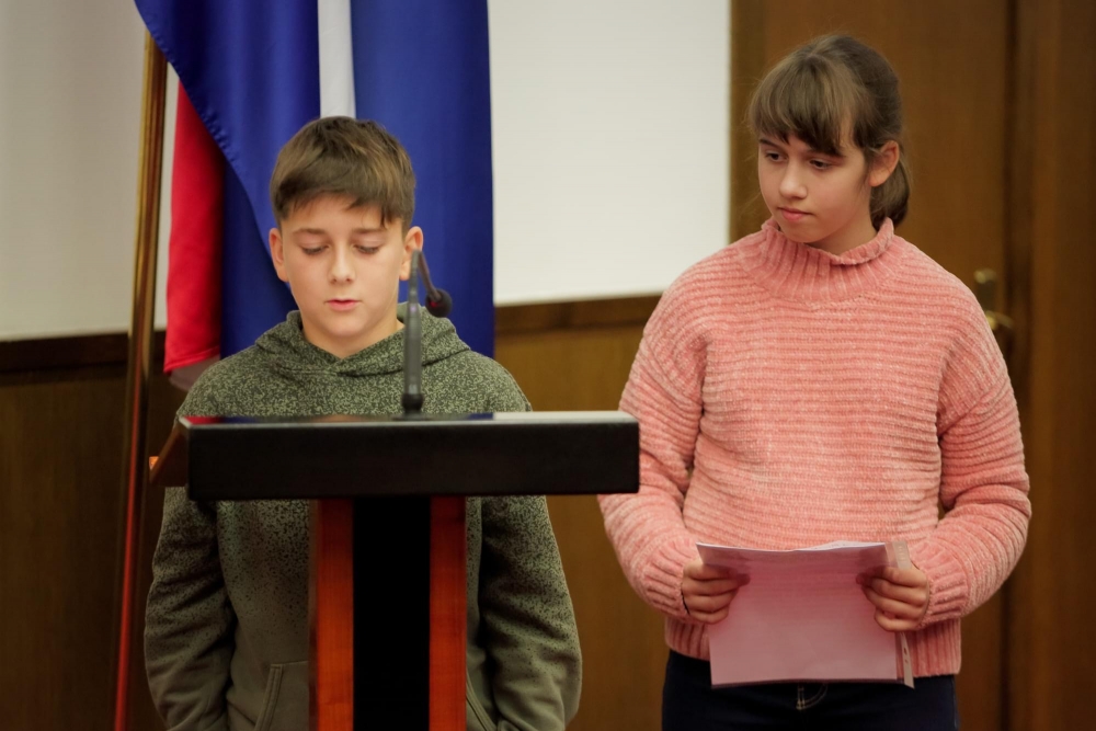 Vijećnici DGV Požega Ines i Patrik u Hrvatskom saboru