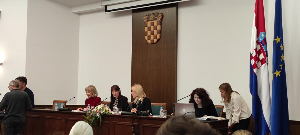 Vijećnici DGV Požega Ines i Patrik u Hrvatskom saboru