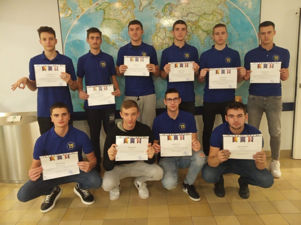 Na mobilnosti u Frankfurtu bili su i požeški učenici Tehničke škole- elektroinstalateri, autolimari i automehatroničari