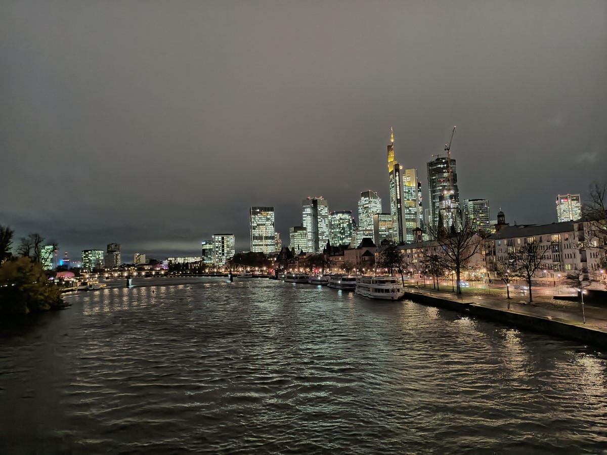 Na mobilnosti u Frankfurtu bili su i požeški učenici Tehničke škole- elektroinstalateri, autolimari i automehatroničari