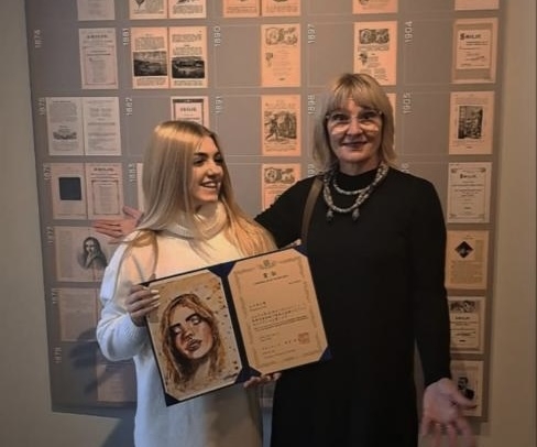 Požeška gimnazijalka Ana Paukner dobila međunarodnu nagradu za umjetnost