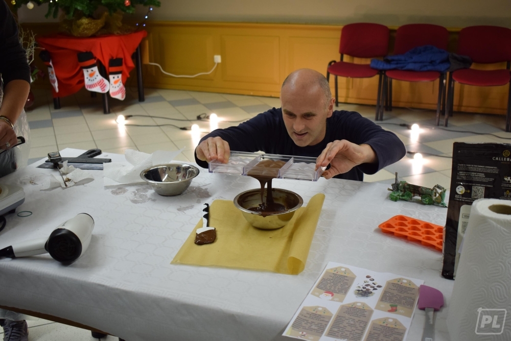 ČOKOLADNA RADIONICA: Pakračani se okušali u izradi pralina