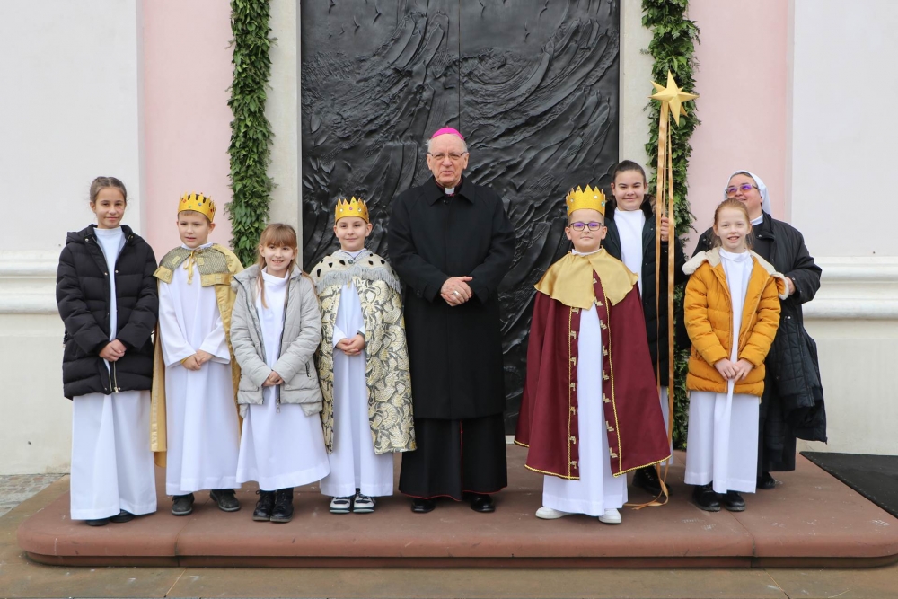 Svetkovina Bogojavljenja u požeškoj Katedrali