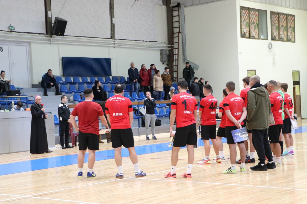 FOTO: Završnica Katoličke malonogometne lige Požeške biskupije